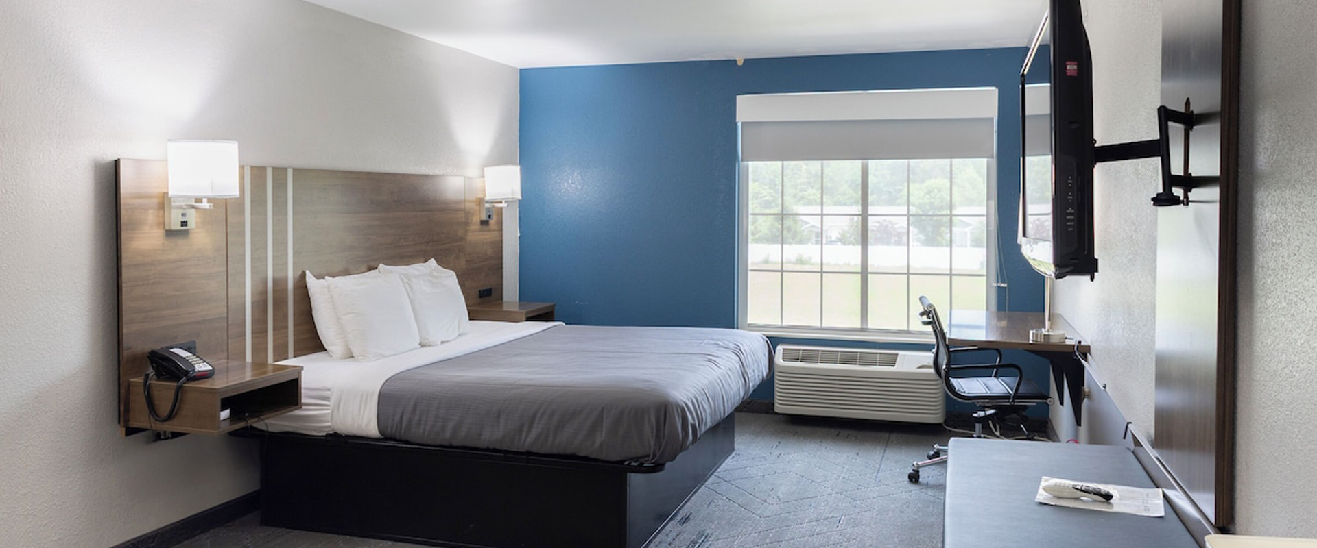 one-bed-room